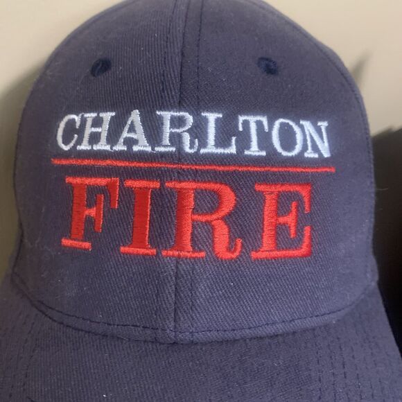 Charlton Fire Embroidered logo Hat Size M/L Proflex - Picture 2 of 6